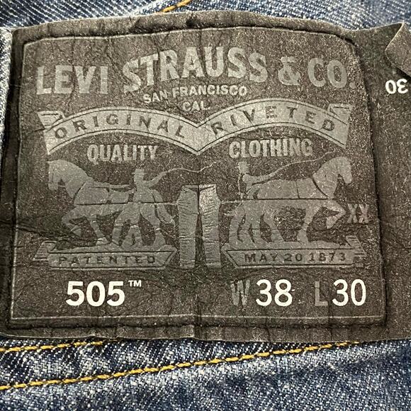 LEVI’s 505 Jeans 38 x 30 Black Tag Straight Leg Lightly Distressed Cotton Denim - Picture 5 of 8
